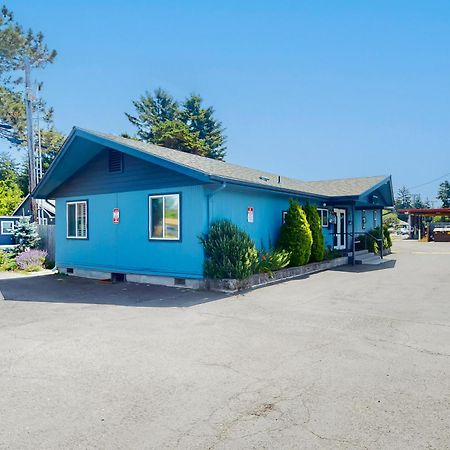 Lamplighter Inn - Tropical Fish Cove And Octopus Encounter 班登 外观 照片